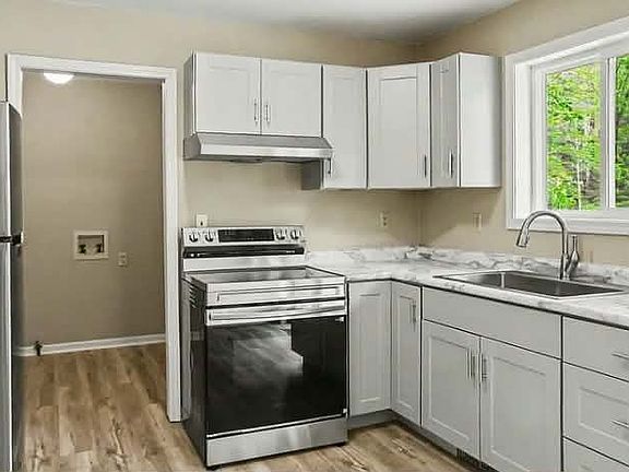 2nd image of 16229 Taft Rd #229