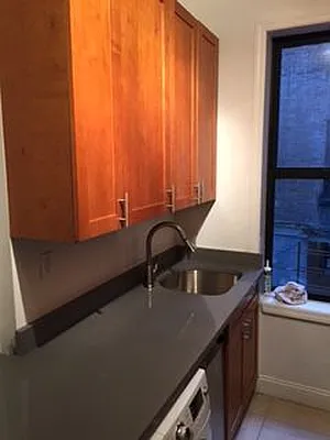 Rented by Reliance Realty Partners LLC  | media 16