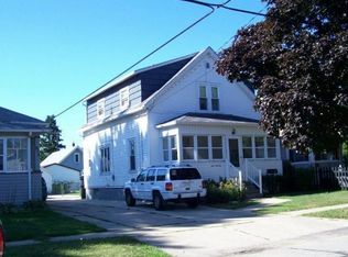 919 40th St, Kenosha, WI 53140