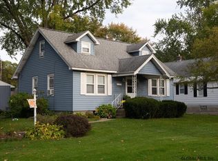 71 Oakdale Ave, Schenectady, NY 12306