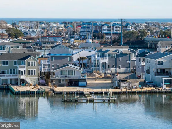 22 Manning Dr, Manahawkin, NJ 08050