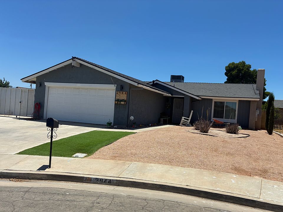 1st image of 2944 Casamia Ave