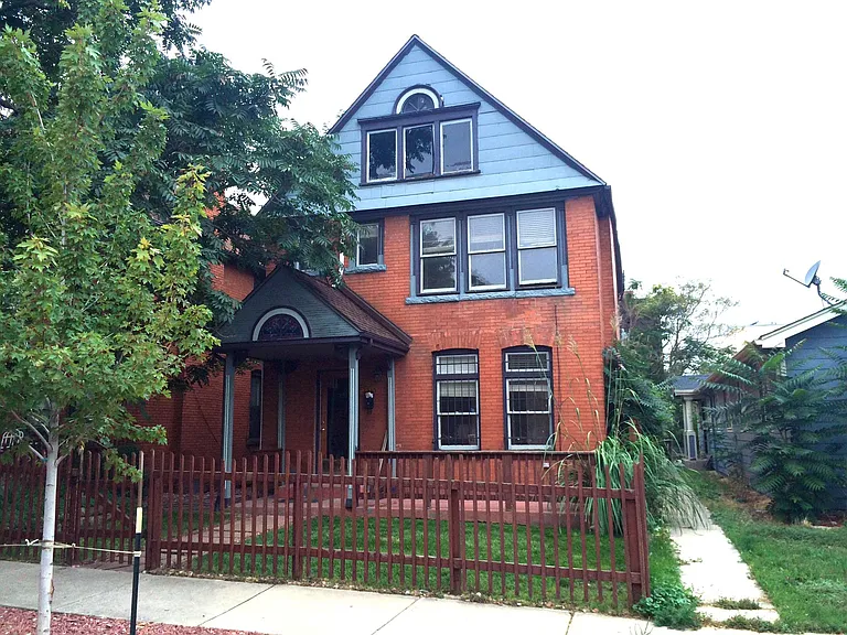 2515 N Clarkson St #B — Photo 12