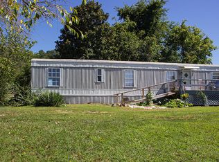 907 W Union Valley Rd, Seymour, TN 37865