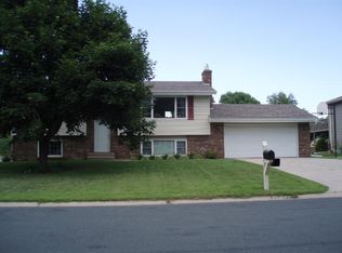 1997 Chipmunk Ct, Eagan, MN 55122