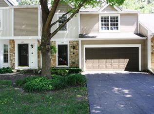 1955 Ozark Pkwy, Algonquin, IL