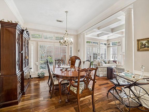 5th image of 3419 Kingsway Ct