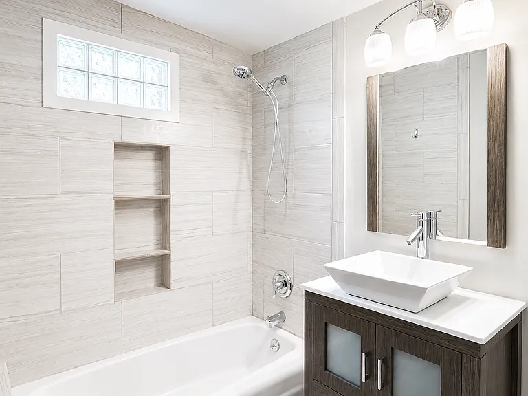 4713 N Harvey Pkwy — Photo 18