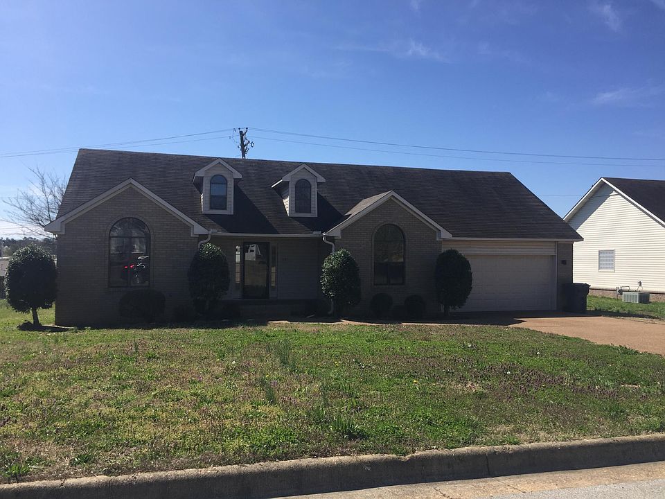 New flooring and paint in 3 bedroom 2bath home.