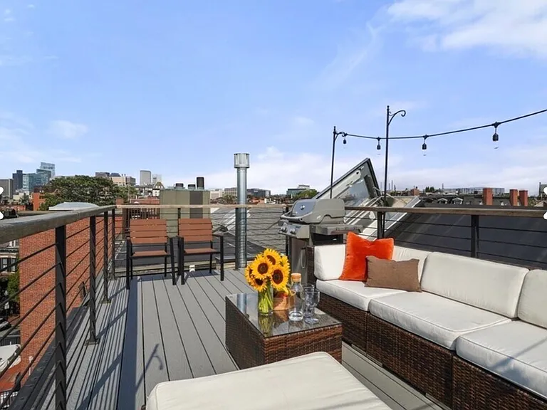 613 Tremont St #4 — Photo 3