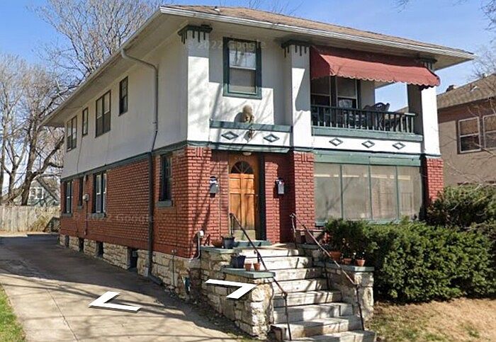 1st image of 4017 Bell St APT 2