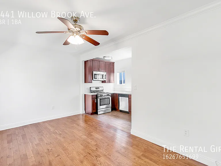 4441 Willow Brook Ave — Photo 3