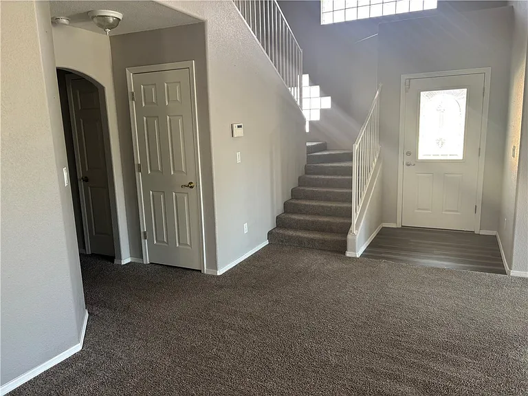 2838 Camino Del Rio — Photo 7