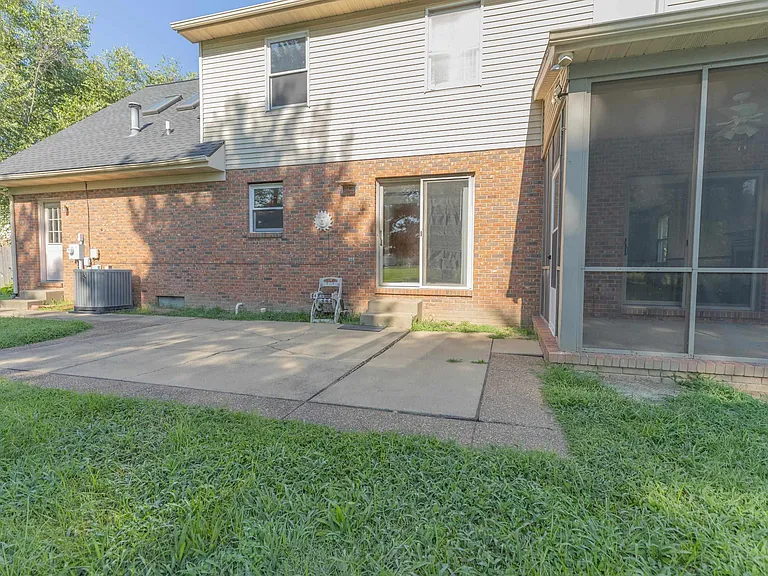 2939 Woodside Ct — Photo 22