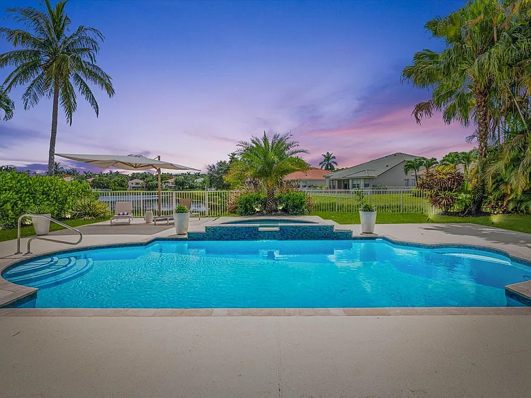 4145 Bahia Isle Cir — Photo 40