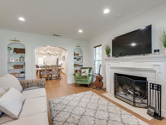 4th image of 623 Tenna Loma Ct