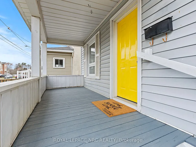 22 Denistoun St — Photo 5