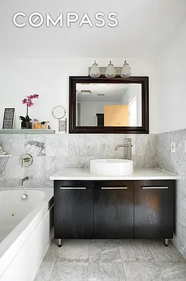 Rented by Compass | media 14