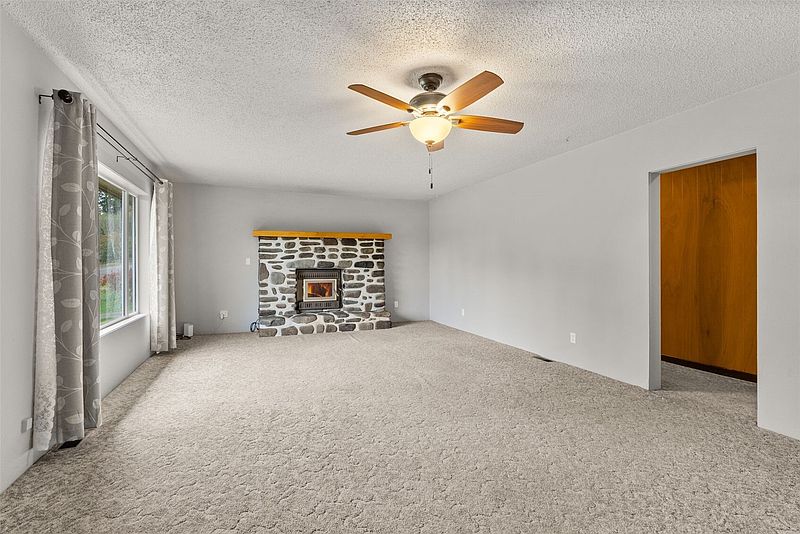 5th image of 602 Harrison Street N