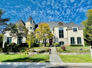 805 W Hickory St, Hinsdale, IL