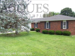 2031 E Camorene St, Springfield, MO 65803