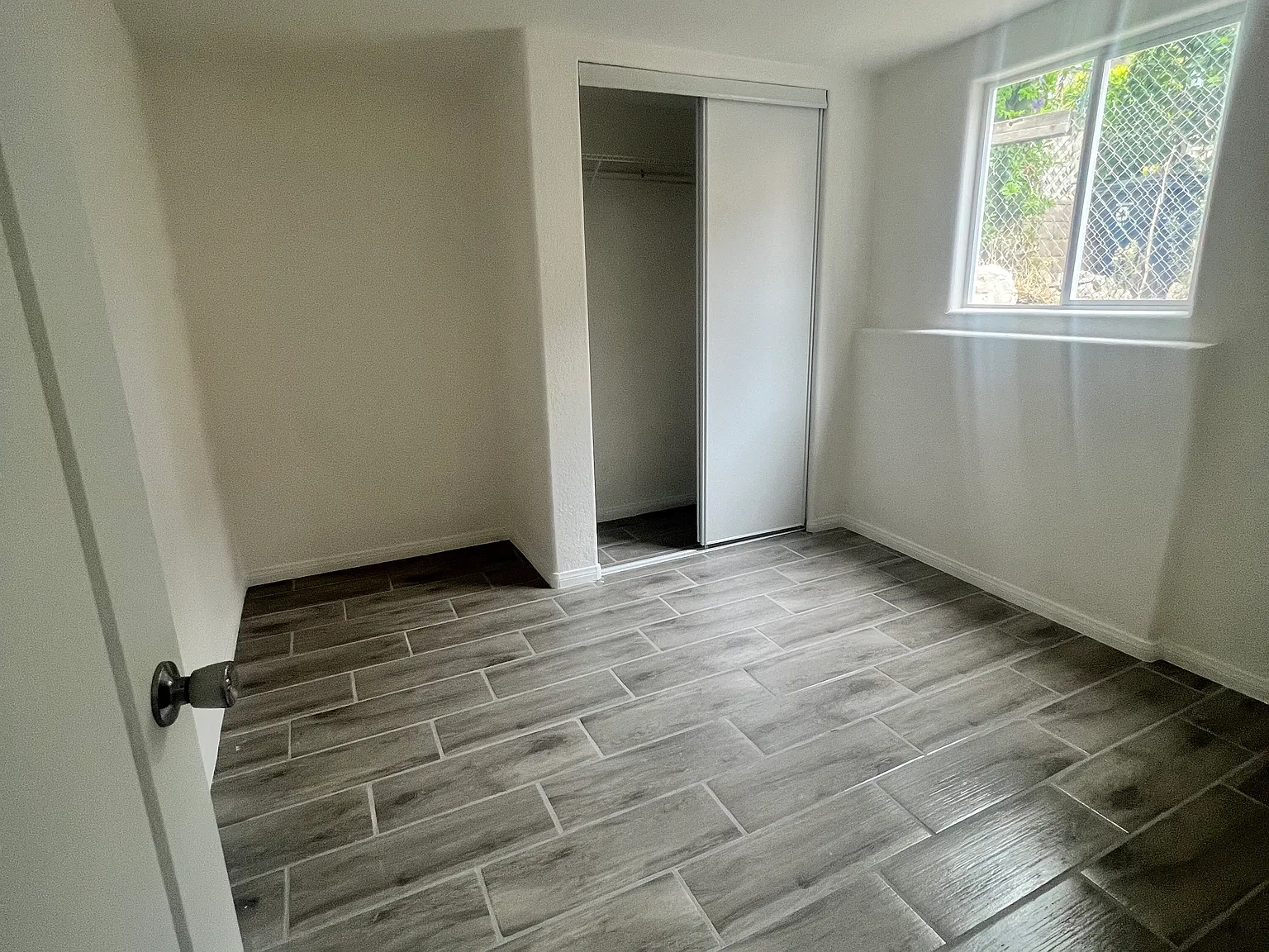 2 bed, 750 sqft, $1,900 — Photo 4