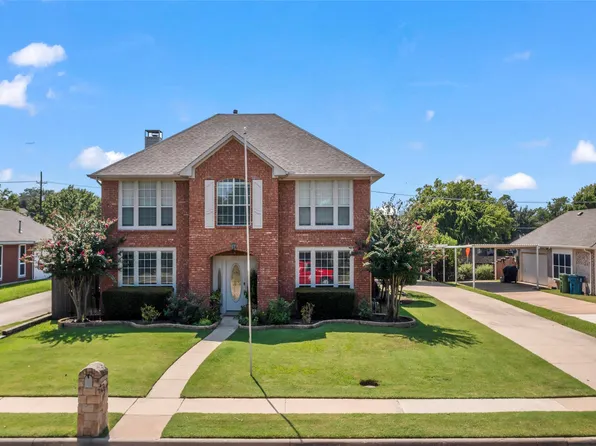 2062 Kamla Rd, Lewisville, TX 75067