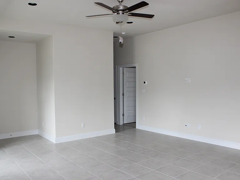 108 White Dunes Dr — Photo 3