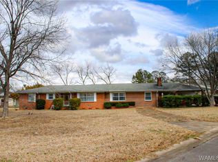 303 N Dvorak Cir, Linden, AL 36748