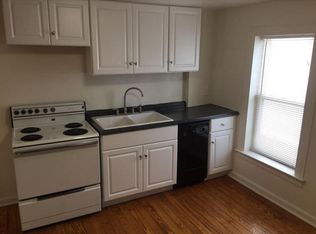 251 E Saratoga Ave, Ferndale, MI 48220