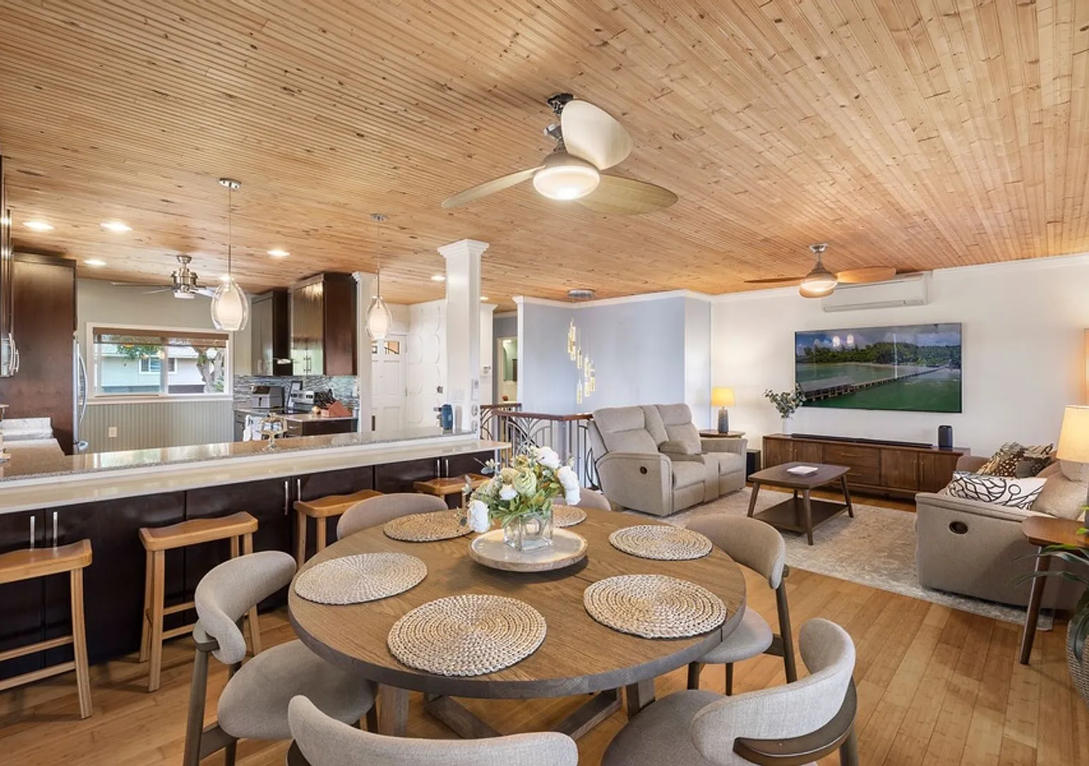 Lux Makakilo Hale: 5BR Retreat w/ AC, Private Pool & Ocean Views — Photo 1
