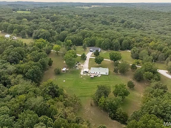 3rd image of 2120 Plattin Meadows Dr
