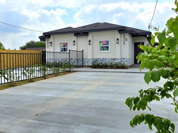 2909 Bayard St #B, Laredo, TX 78046