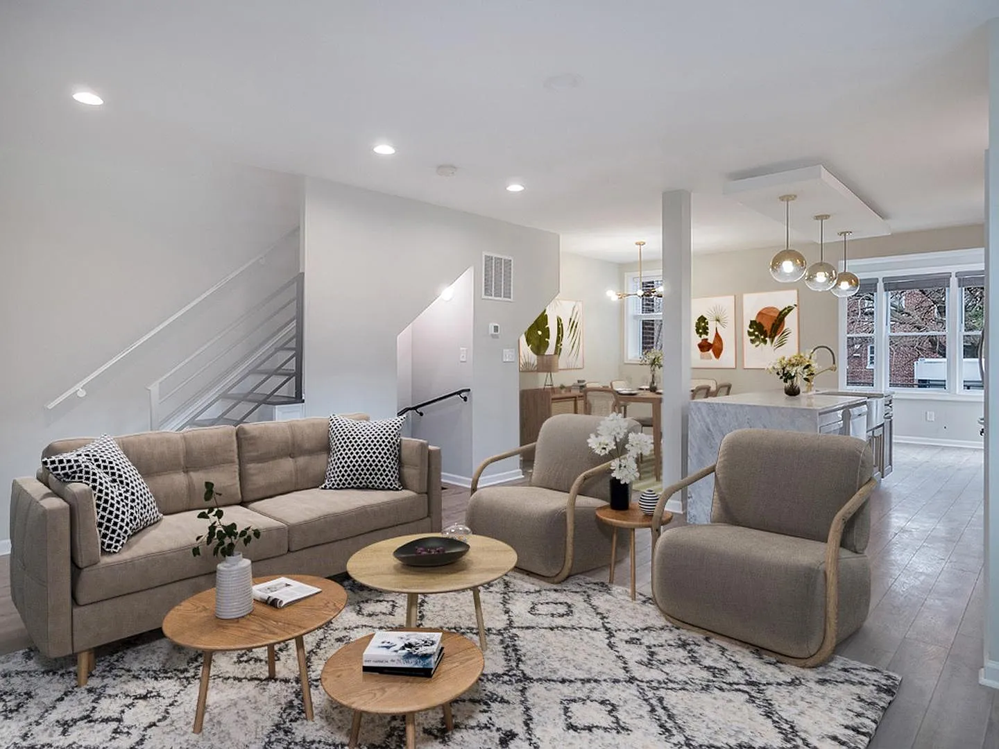 Recently updated Brightwood townhouse near Takoma Park — Photo 1