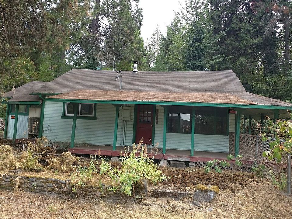 Roof is in great condition! 