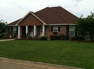 1018 Bayouland Dr, Saint Martinville, LA 70582
