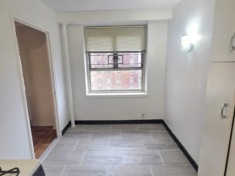 67-09 186th Ln #A — Photo 3