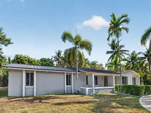 8220 SW 152nd St — Photo 12