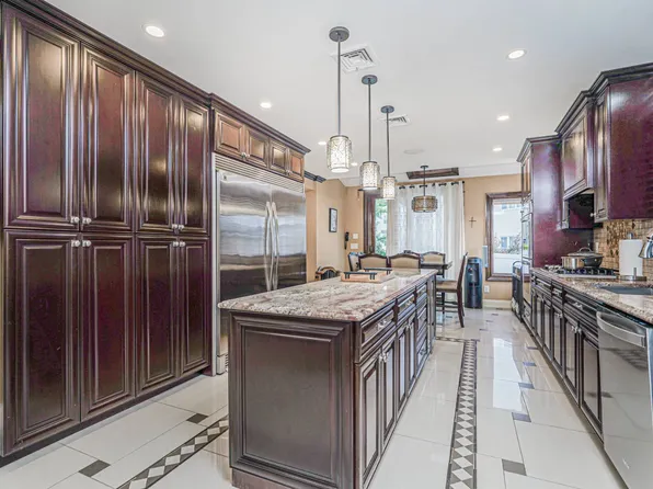 14 Walnut Place image 21 of 47