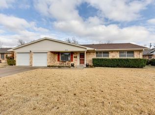 2514 Fairbrook St, Irving, TX 75062