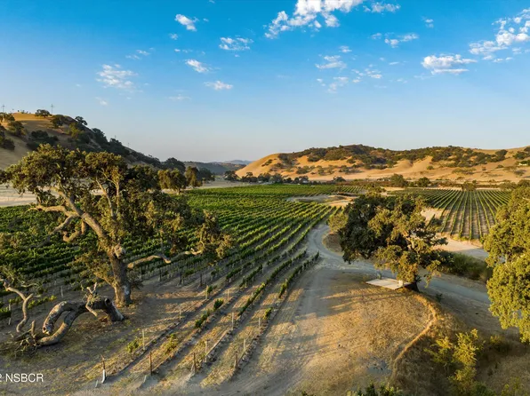 1 Zaca Station Rd, Los Olivos, CA 93441