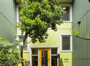 Mary Ruth Manor, Seattle, WA 98112