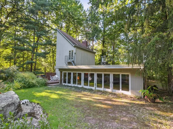 212 Cherry Valley Rd, Princeton, NJ 08540