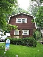 Colonial in quiet area