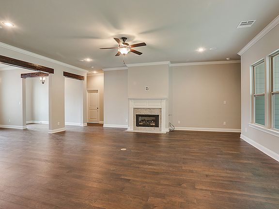 4th image of 13414 Belle Reine Dr
