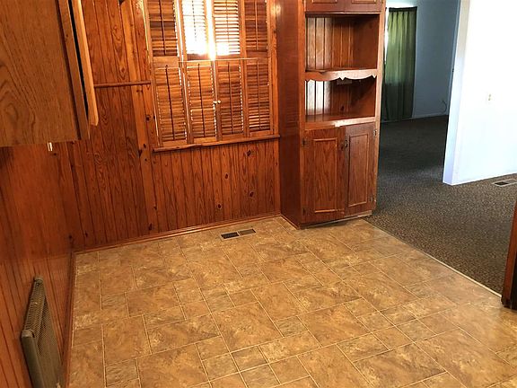4th image of 200 Gurley Dr