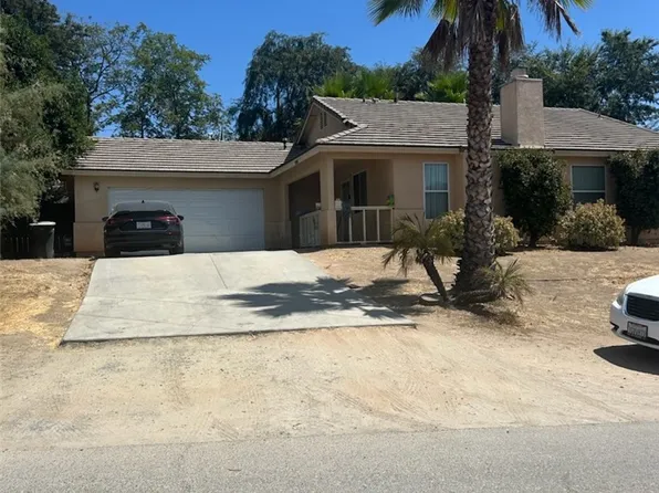 20907 Malaga Rd, Lake Elsinore, CA 92530