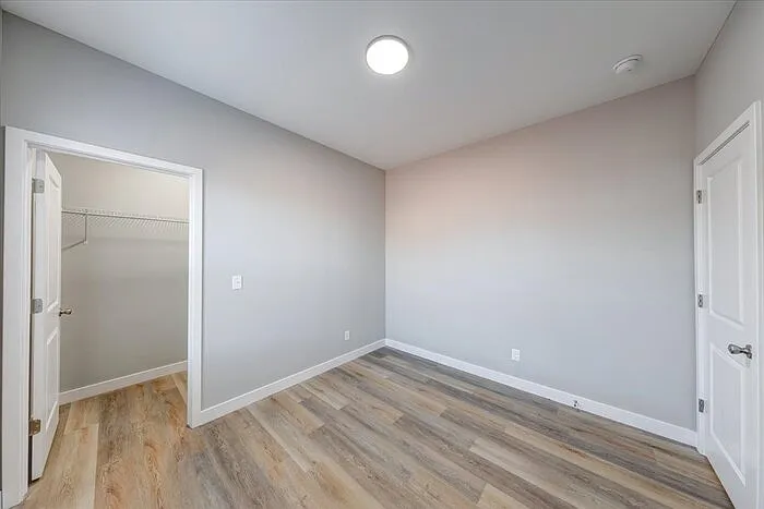 2751 Guilford Ave #B — Photo 32