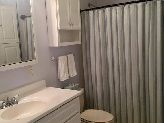 5th image of 5916 Forest Beach Dr