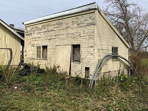 4th image of 6114 Hamilton Middletown Rd